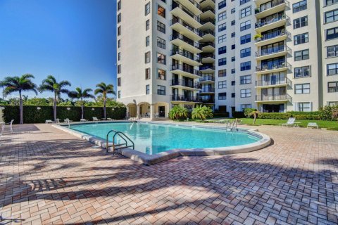 Condominio en venta en West Palm Beach, Florida, 2 dormitorios, 131.36 m2 № 2168987 - foto 14