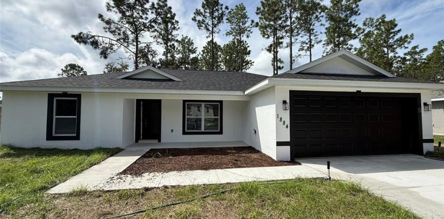 Villa ou maison à Citrus Springs, Floride 3 chambres, 134.52 m2 № 1915739