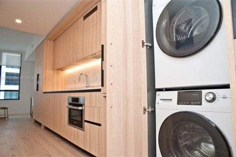 Copropriété à vendre à Miami, Floride: 35.86 m2 № 2019879 - photo 5