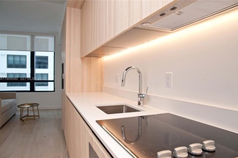 Copropriété à vendre à Miami, Floride: 35.86 m2 № 2019879 - photo 6