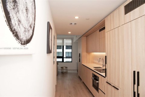 Copropriété à vendre à Miami, Floride: 35.86 m2 № 2019879 - photo 4