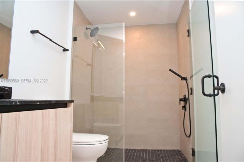 Copropriété à vendre à Miami, Floride: 35.86 m2 № 2019879 - photo 18