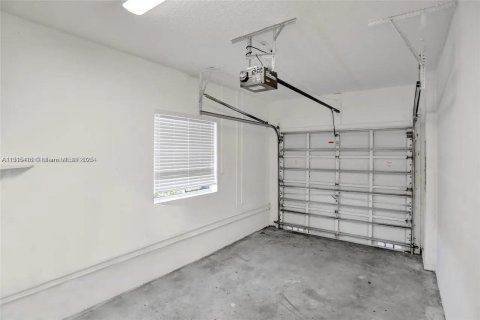 Купить таунхаус в Мирамар, Флорида 3 спальни, 140.1м2, № 1973649 - фото 19