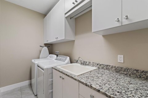 Touwnhouse à vendre à Palm Beach Gardens, Floride: 3 chambres, 199.18 m2 № 2410753 - photo 17