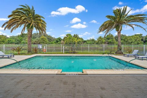 Touwnhouse à vendre à Palm Beach Gardens, Floride: 3 chambres, 199.18 m2 № 2410753 - photo 23