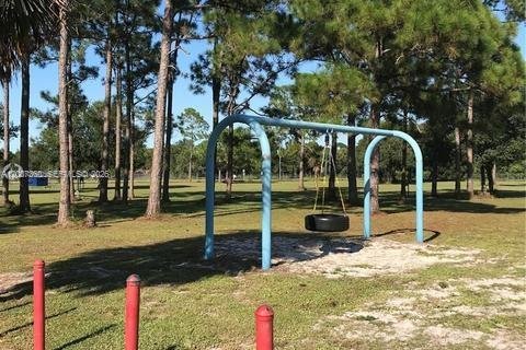 Propiedad comercial en venta en Clewiston, Florida № 2158585 - foto 7