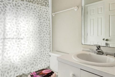 Adosado en venta en Sunrise, Florida, 2 dormitorios, 129.69 m2 № 1872268 - foto 15