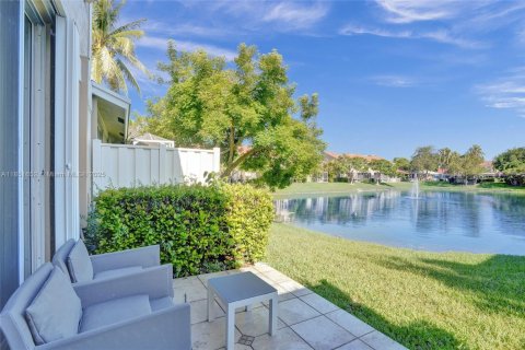 Adosado en venta en Sunrise, Florida, 2 dormitorios, 129.69 m2 № 1872268 - foto 19