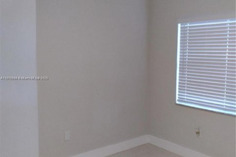 Condominio en venta en Pembroke Pines, Florida, 3 dormitorios, 101.54 m2 № 1920531 - foto 8