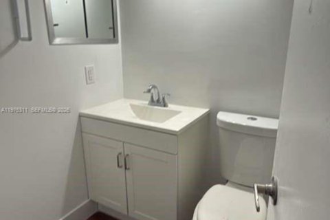 Condominio en alquiler en West Palm Beach, Florida, 1 dormitorio, 65.22 m2 № 2041377 - foto 11