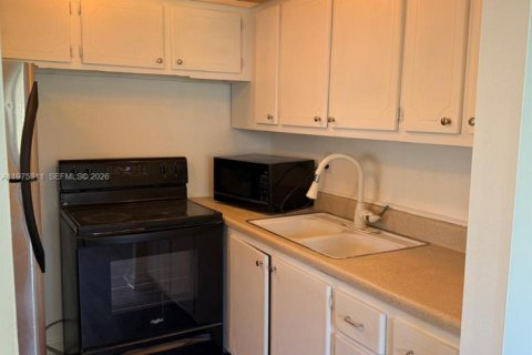 Condominio en alquiler en West Palm Beach, Florida, 1 dormitorio, 65.22 m2 № 2041377 - foto 9