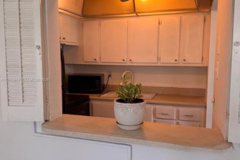 Condominio en alquiler en West Palm Beach, Florida, 1 dormitorio, 65.22 m2 № 2041377 - foto 10