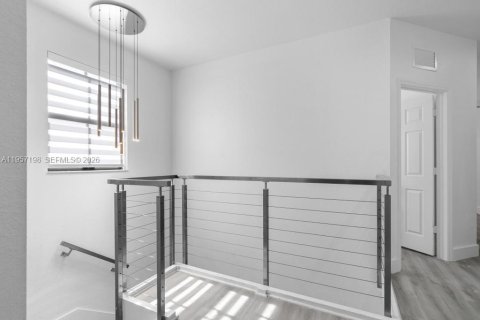 Casa en venta en Doral, Florida, 4 dormitorios, 246.19 m2 № 2011741 - foto 22