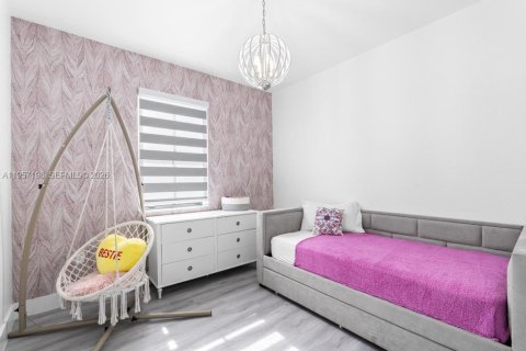 Casa en venta en Doral, Florida, 4 dormitorios, 246.19 m2 № 2011741 - foto 29