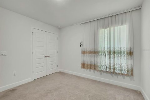 House in Spring Hill, Florida 4 bedrooms, 213.68 sq.m. № 2221004 - photo 24