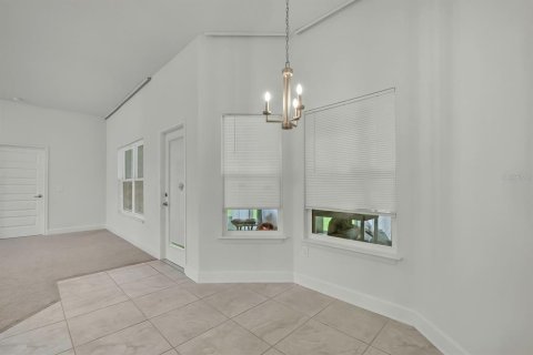 House in Spring Hill, Florida 4 bedrooms, 213.68 sq.m. № 2221004 - photo 11