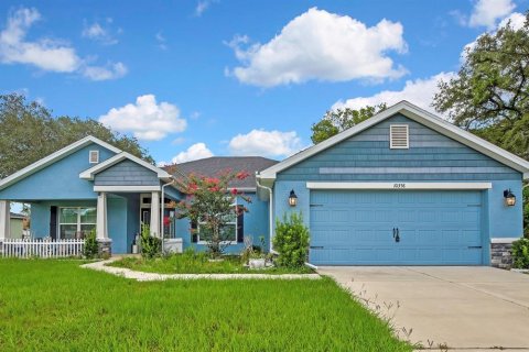 House in Spring Hill, Florida 4 bedrooms, 213.68 sq.m. № 2221004