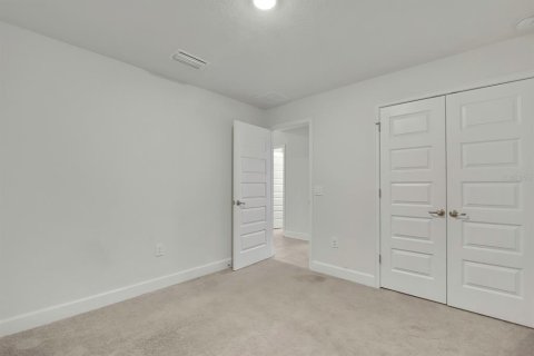 House in Spring Hill, Florida 4 bedrooms, 213.68 sq.m. № 2221004 - photo 23