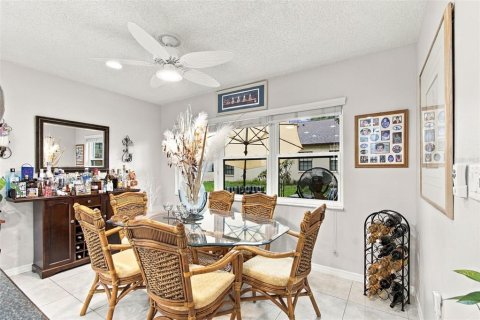 Villa ou maison à vendre à Spring Hill, Floride: 2 chambres, 125.14 m2 № 2411575 - photo 16