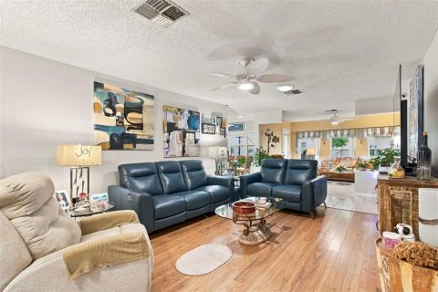 Villa ou maison à vendre à Spring Hill, Floride: 2 chambres, 125.14 m2 № 2411575 - photo 10