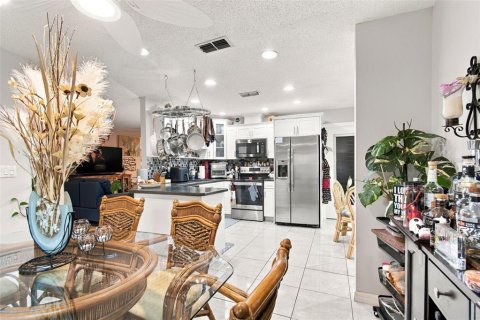 Villa ou maison à vendre à Spring Hill, Floride: 2 chambres, 125.14 m2 № 2411575 - photo 18