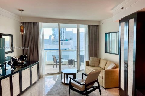 Купить кондоминиум в Майами-Бич, Флорида 49.98м2, № 1958265 - фото 3