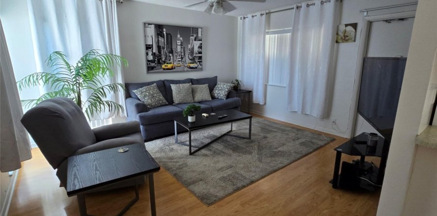 Condominio en Lauderdale-by-the-Sea, Florida, 1 dormitorio  № 1146214