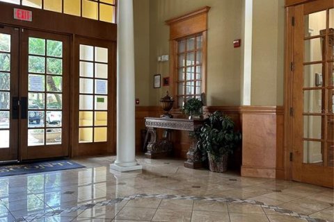 Снять в аренду квартиру в Мейтленд, Флорида 6 комнат, 103.21м2, № 2233697 - фото 23