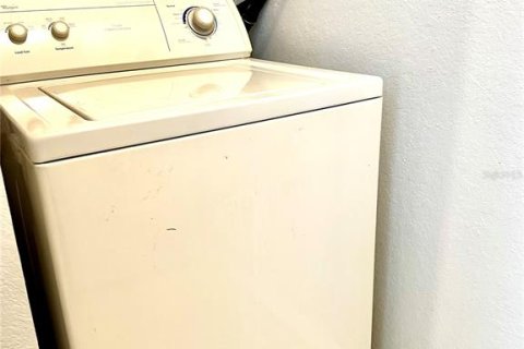 Снять в аренду квартиру в Мейтленд, Флорида 6 комнат, 103.21м2, № 2233697 - фото 16