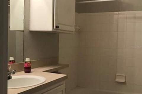 Снять в аренду квартиру в Мейтленд, Флорида 6 комнат, 103.21м2, № 2233697 - фото 20