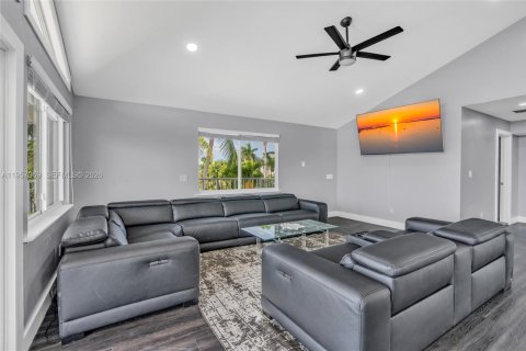 Casa en venta en Key Largo, Florida, 3 dormitorios, 230.77 m2 № 2011631 - foto 8