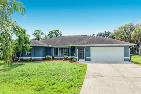 Villa ou maison à North Port, Floride 3 chambres, 237.46 m2 № 2377685