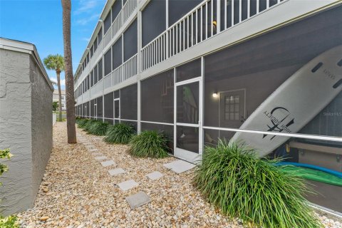 Снять в аренду таунхаус в Сент-Питерсберг, Флорида 4 комнаты, 148.64м2, № 1903333 - фото 26