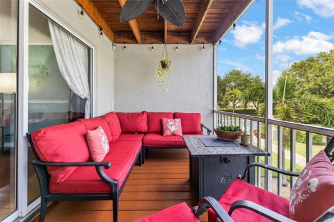 Снять в аренду таунхаус в Сент-Питерсберг, Флорида 4 комнаты, 148.64м2, № 1903333 - фото 14