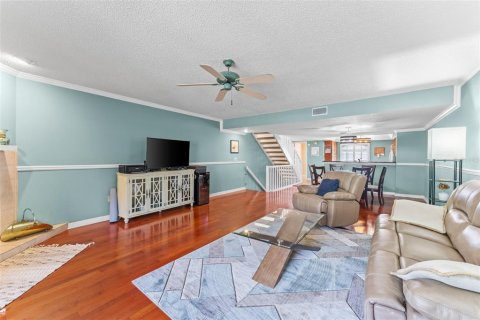 Снять в аренду таунхаус в Сент-Питерсберг, Флорида 4 комнаты, 148.64м2, № 1903333 - фото 7