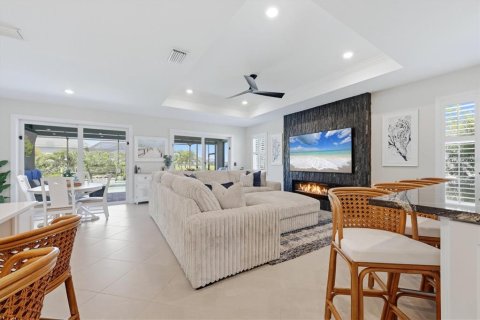 House in Englewood, Florida 3 bedrooms, 205.22 sq.m. № 2151896 - photo 11