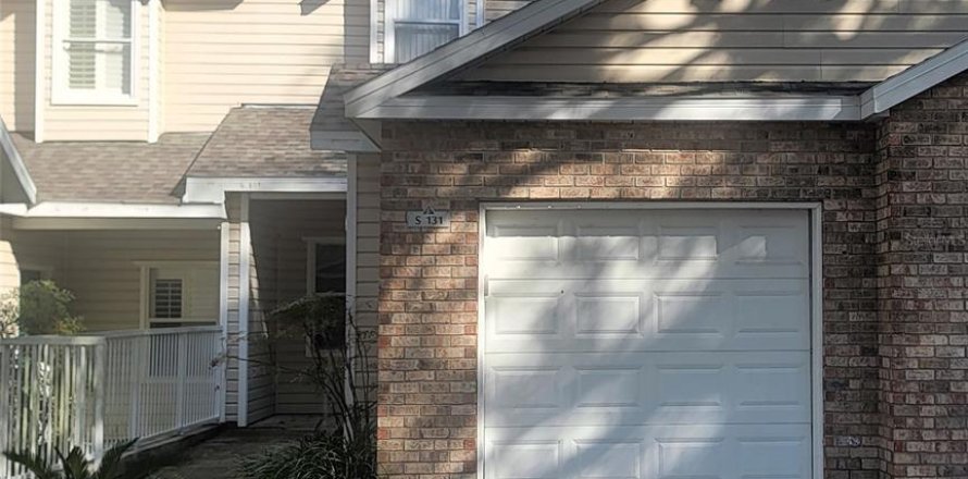 Condominio en Gainesville, Florida, 3 dormitorios  № 1540565