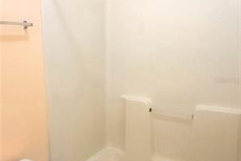 Condominio en venta en Gainesville, Florida, 3 dormitorios, 151.34 m2 № 1540565 - foto 20