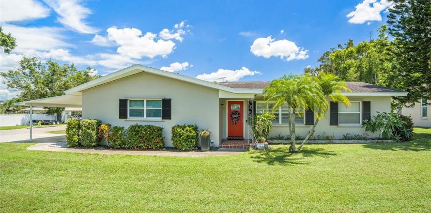 Villa ou maison à Clearwater, Floride 4 chambres, 165.74 m2 № 1805864