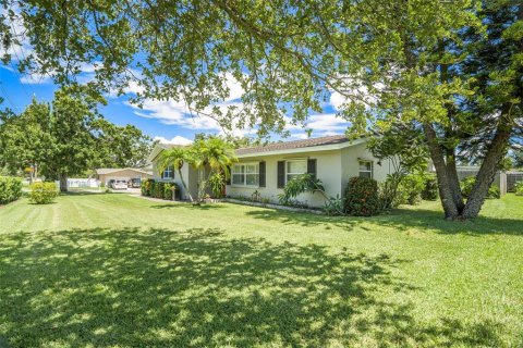 Villa ou maison à vendre à Clearwater, Floride: 4 chambres, 165.74 m2 № 1805864 - photo 2