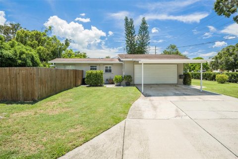 Villa ou maison à vendre à Clearwater, Floride: 4 chambres, 165.74 m2 № 1805864 - photo 4