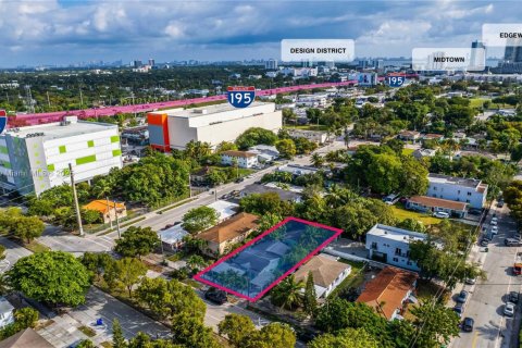 Commercial property in Miami, Florida 143.26 sq.m. № 1880381 - photo 3