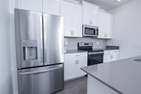 Adosado en venta en Orlando, Florida, 3 dormitorios, 159.51 m2 № 1853048 - foto 10
