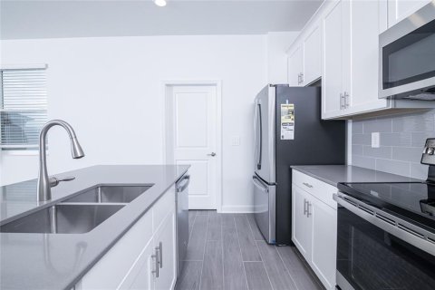 Adosado en venta en Orlando, Florida, 3 dormitorios, 159.51 m2 № 1853048 - foto 9