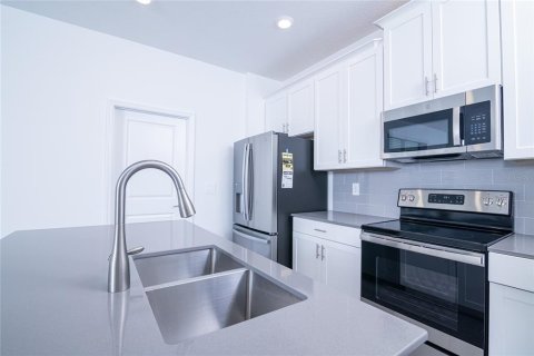 Adosado en venta en Orlando, Florida, 3 dormitorios, 159.51 m2 № 1853048 - foto 8