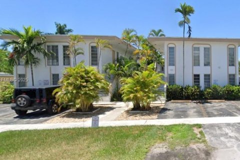 Casa en alquiler en Hollywood, Florida, 1 dormitorio, 69.68 m2 № 1993699 - foto 22