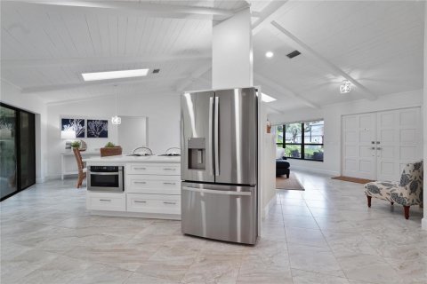 Villa ou maison à vendre à Homosassa, Floride: 3 chambres, 187.66 m2 № 1911413 - photo 6