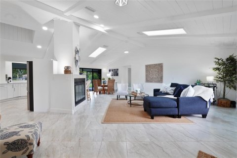 Villa ou maison à vendre à Homosassa, Floride: 3 chambres, 187.66 m2 № 1911413 - photo 8