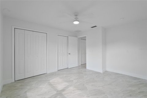 Villa ou maison à vendre à Homosassa, Floride: 3 chambres, 187.66 m2 № 1911413 - photo 13