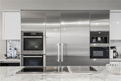 Condo in Aventura, Florida, 3 bedrooms  № 2000961 - photo 23